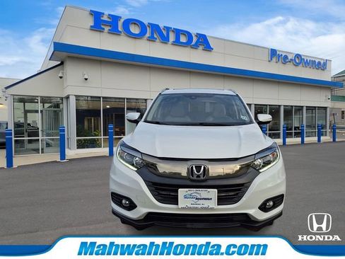 Used 2022 Honda HR-V EX image 2
