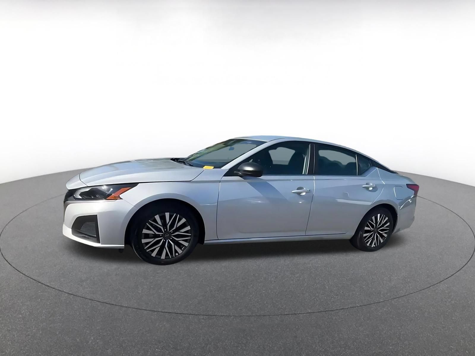 Used 2026 Nissan Altima 2.5 SV FWD image 7