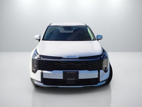 New 2026 Kia Sportage LX FWD image 2