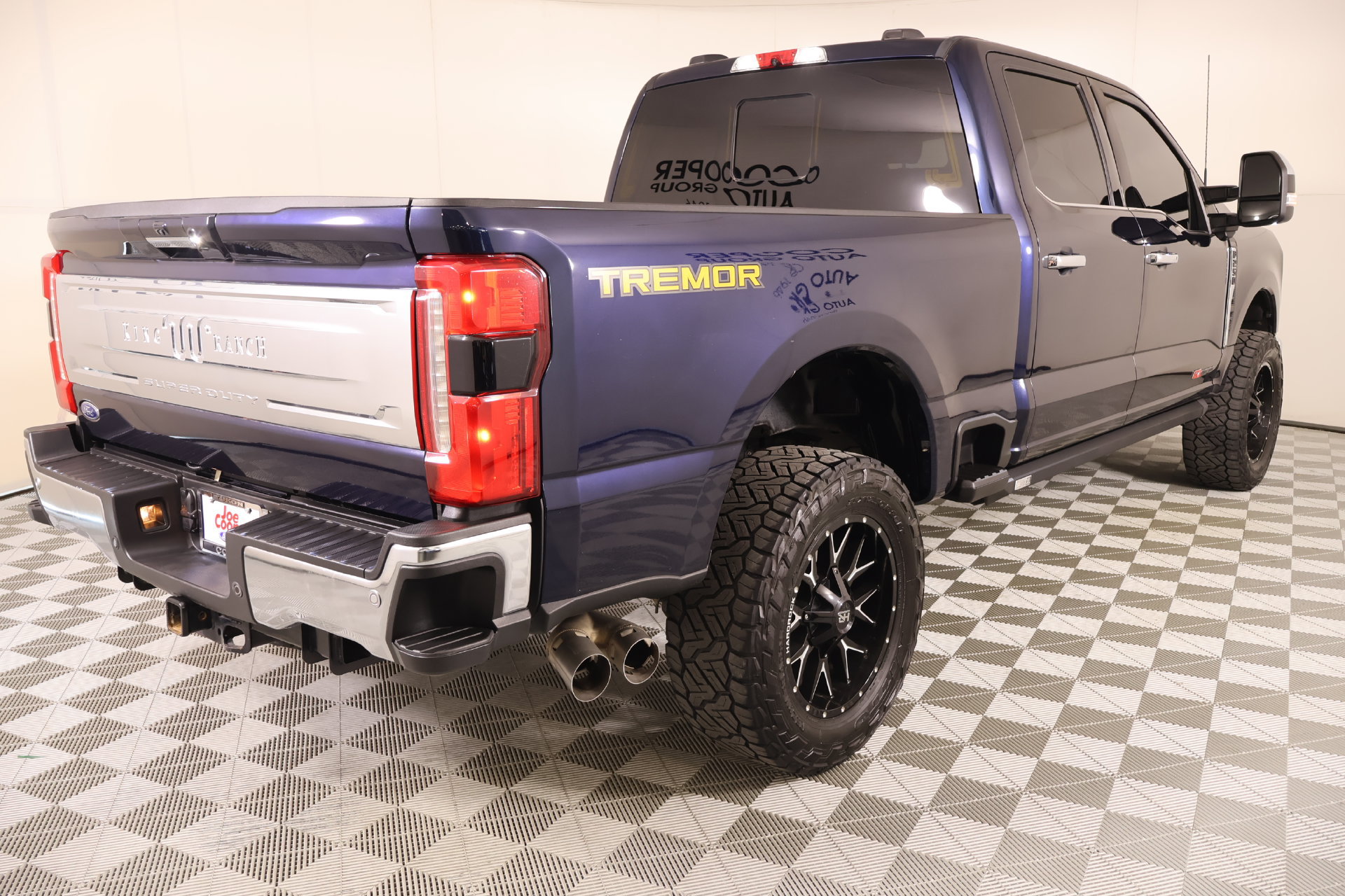 Used 2023 Ford F250 King Ranch w/ Tremor Off-Road Package AWD/4WD image 22