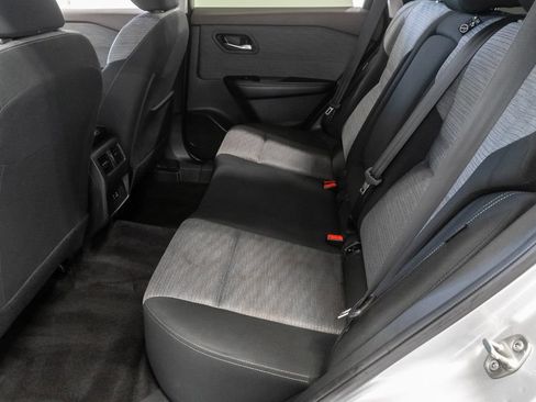 Used 2023 Nissan Rogue SV AWD/4WD image 23