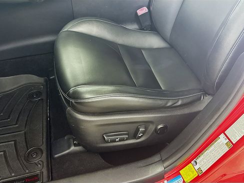 Used 2014 Lexus CT 200h image 18