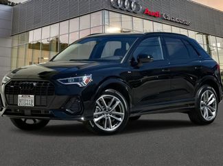 Used 2025 Audi Q3 2.0T Premium w/ Black Optic Sport Package AWD/4WD video 1