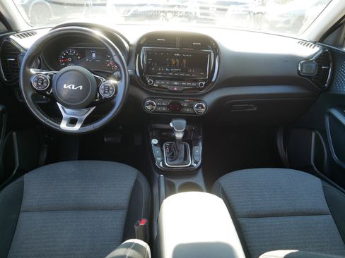 Certified 2022 Kia Soul EX FWD image 10