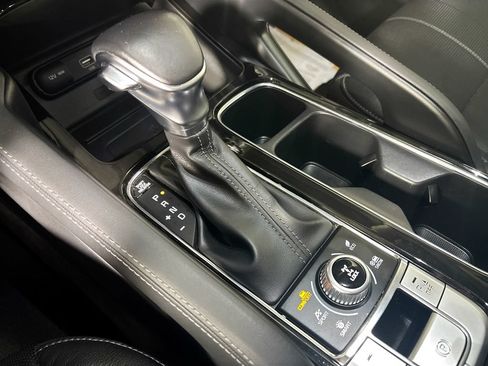Used 2021 Kia Telluride EX AWD/4WD image 18