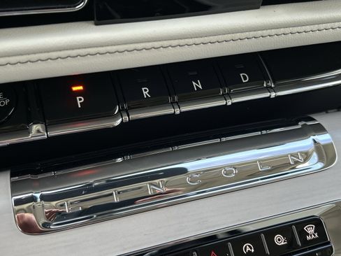 New 2025 Lincoln Aviator Reserve w/ Illumination Package RWD image 33