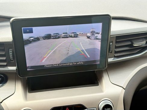 Certified 2023 Ford Explorer XLT w/ Equipment Group 202A image 19