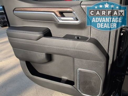 Used 2023 Chevrolet Silverado 1500 LT image 9
