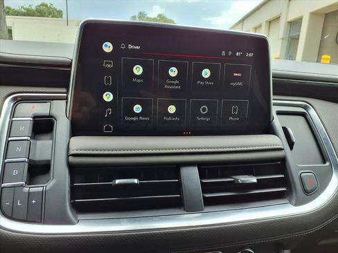 Used 2022 GMC Yukon SLT w/ SLT Premium Package RWD image 17
