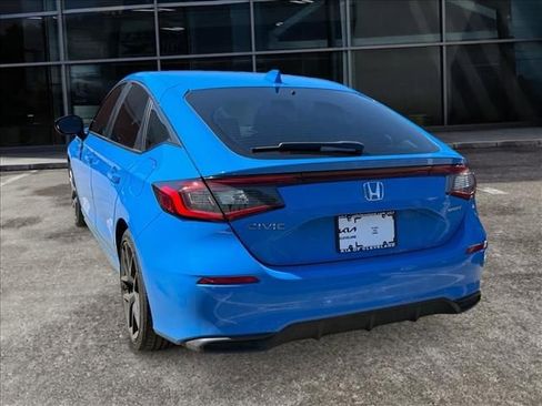Used 2025 Honda Civic Sport image 3
