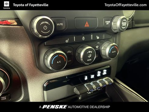 Used 2022 RAM 1500 Big Horn w/ Built-to-serve Edition image 31