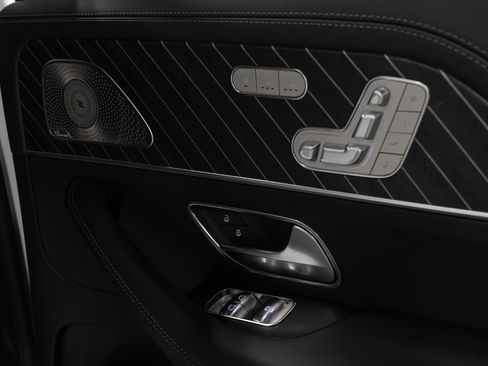 Used 2026 Mercedes-Benz Maybach GLS 600 4MATIC image 82