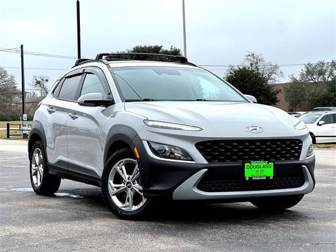 Used 2023 Hyundai Kona SEL image 1
