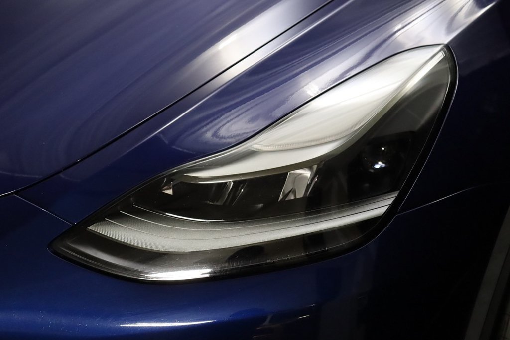 Used 2022 Tesla Model Y Long Range AWD/4WD image 4