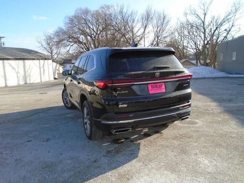 Certified 2025 Buick Enclave Preferred image 25