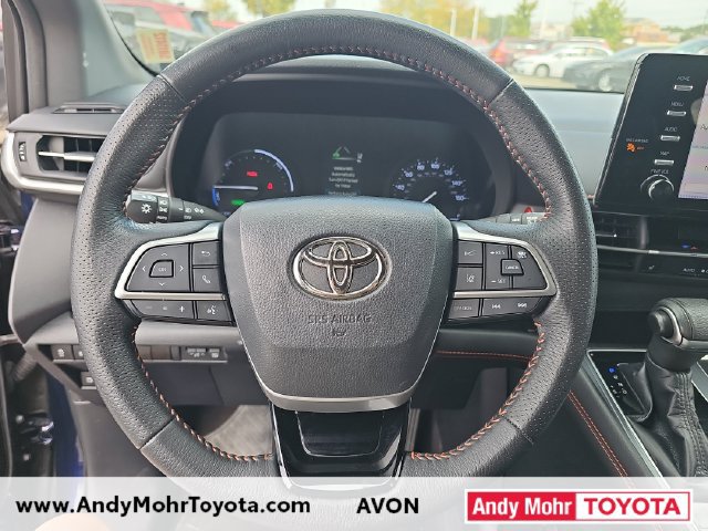 Used 2021 Toyota Sienna XSE FWD image 12
