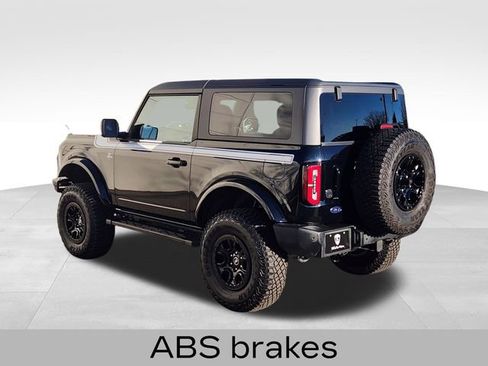 Used 2023 Ford Bronco Outer Banks image 8