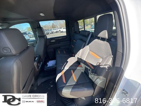 New 2026 GMC Sierra 2500 AT4 w/ AT4 Premium Plus Package AWD/4WD image 11
