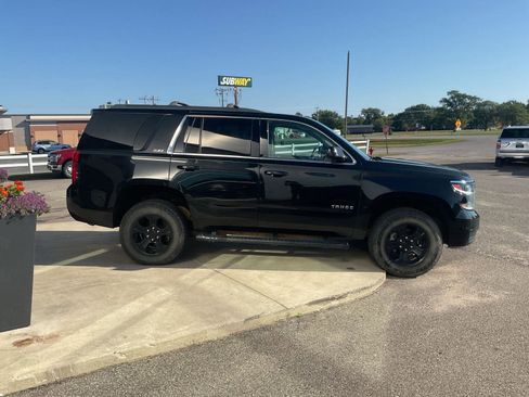 Used 2017 Chevrolet Tahoe LT image 7