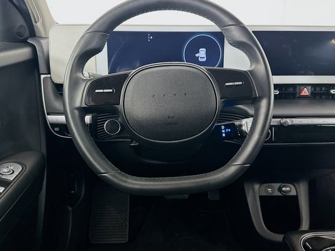 Used 2024 Hyundai Ioniq 5 SE RWD image 17