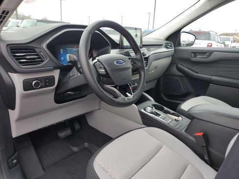 New 2026 Ford Escape Active w/ Cold Weather Package image 18