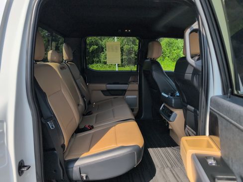 Used 2021 Ford F150 Lariat w/ Max Trailer Tow Package AWD/4WD image 35