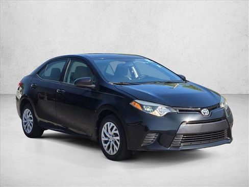 Used 2016 Toyota Corolla LE image 3