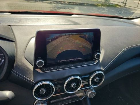 Used 2021 Nissan Sentra SV image 19