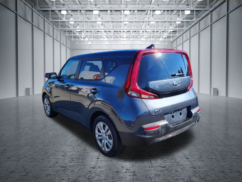 Used 2021 Kia Soul LX FWD image 9