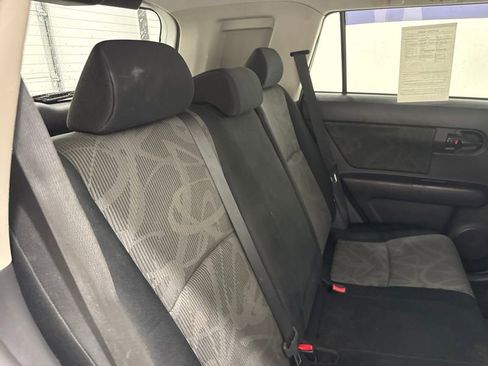 Used 2013 Scion xB FWD image 10