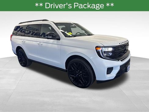 New 2026 Ford Expedition Platinum w/ Stealth Performance Package AWD/4WD image 3