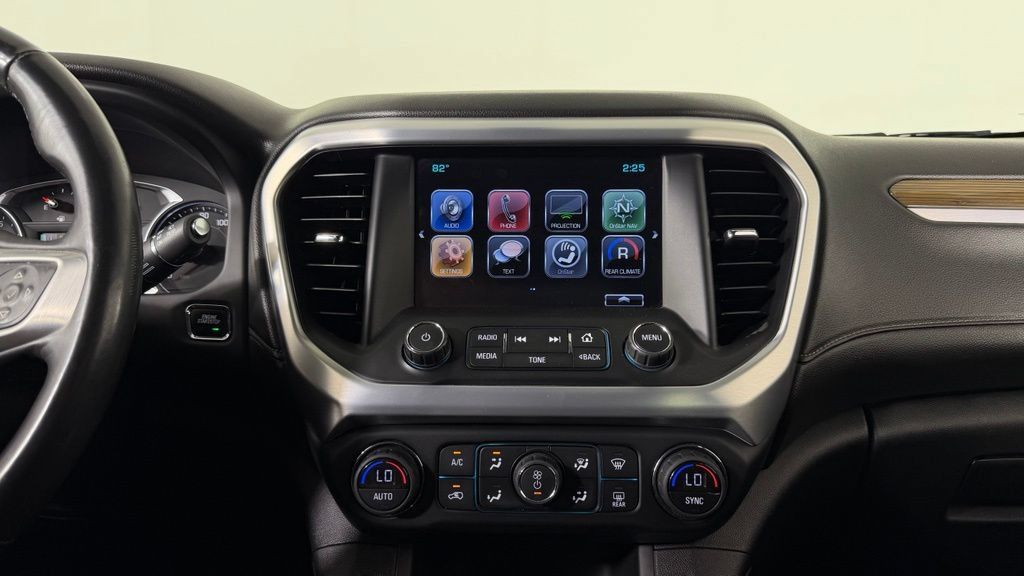 Used 2017 GMC Acadia SLE FWD image 20