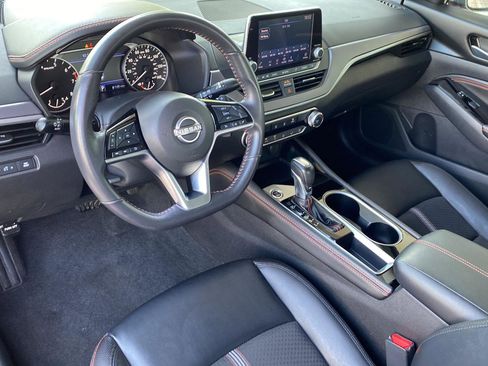 Certified 2023 Nissan Altima 2.5 SR FWD image 14
