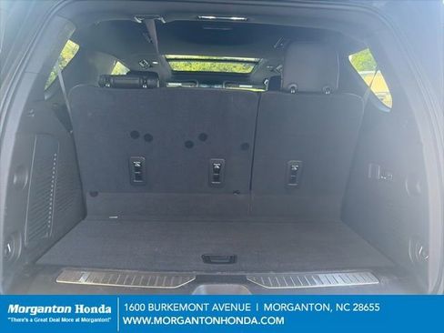 Used 2021 Chevrolet Tahoe Z71 w/ Z71 Signature Package AWD/4WD image 32