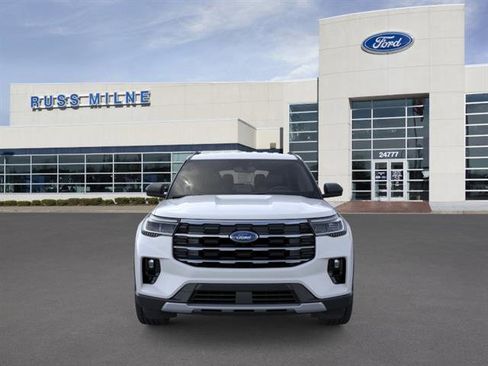 Used 2026 Ford Explorer Active w/ Active Comfort Package AWD/4WD image 6