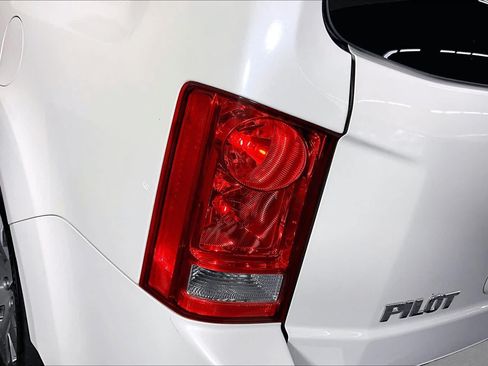 Used 2014 Honda Pilot Touring image 28