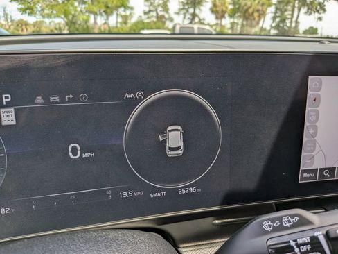 Certified 2025 Kia Sportage SX image 36