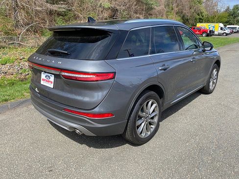 Used 2022 Lincoln Corsair AWD w/ Premium Package image 7