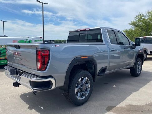 New 2026 GMC Sierra 2500 SLE w/ SLE Value Package; AWD/4WD image 5
