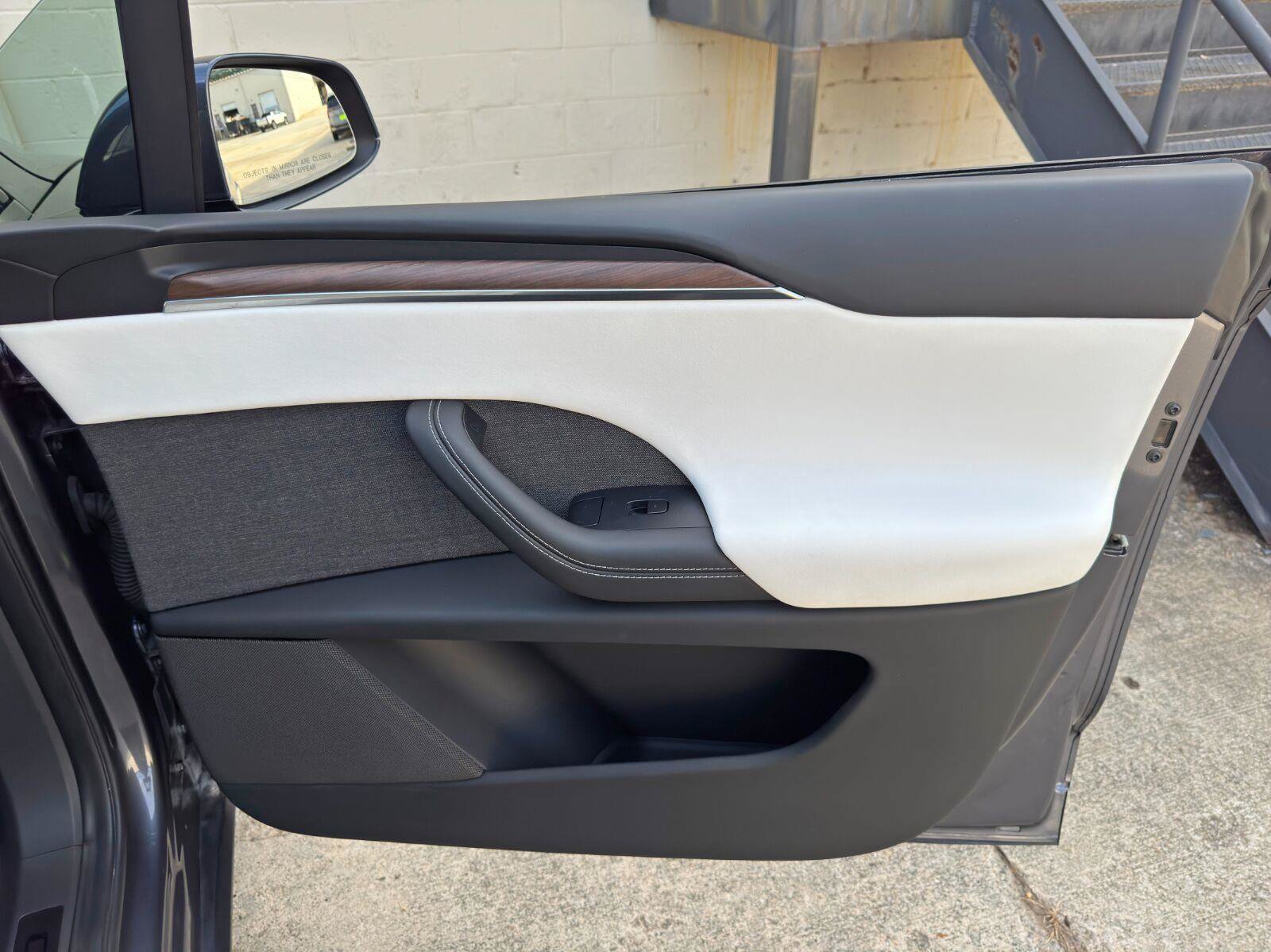 Used 2023 Tesla Model X AWD/4WD image 47