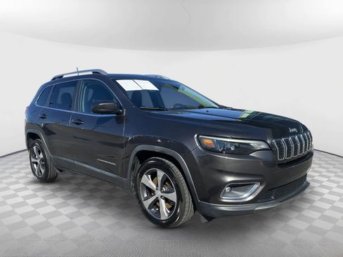 Used 2019 Jeep Cherokee Limited image 1