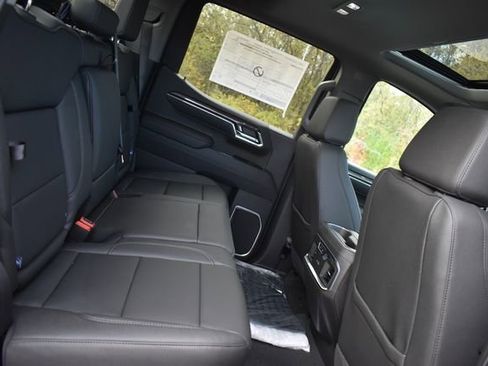 New 2026 Chevrolet Silverado 1500 LTZ w/ LTZ Premium Package image 19