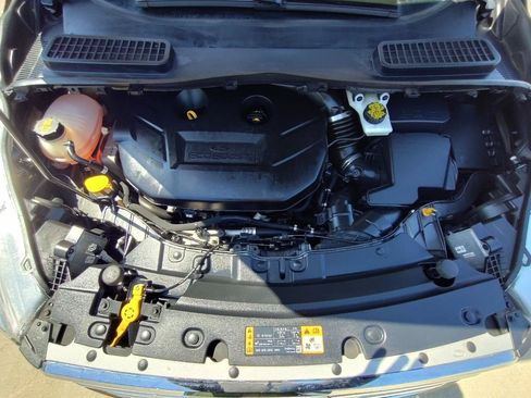 Used 2019 Ford Escape Titanium AWD/4WD image 47