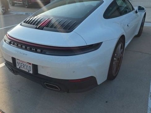 Used 2025 Porsche 911 Carrera RWD image 4