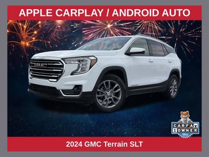 Used 2024 GMC Terrain SLT