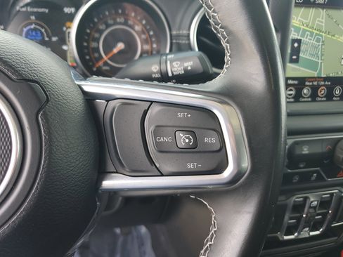 Used 2021 Jeep Gladiator Overland w/ Popular Equipment Package image 29