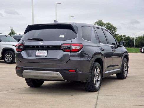 Used 2024 Honda Pilot EX-L image 4