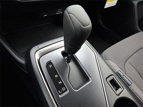 Certified 2025 Subaru Impreza 2.0i image 14