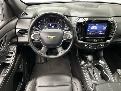 Certified 2023 Chevrolet Traverse LT w/ LT Premium Package AWD/4WD image 15