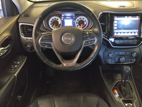 Used 2021 Jeep Cherokee Limited image 22